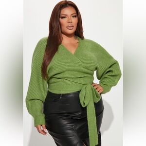 SOLD 💥Fashion Nova Green Knit Sweater